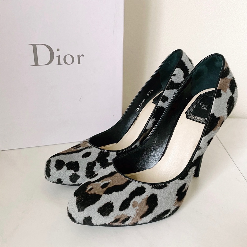 DIOR - Miss Dior Gray Leopard Pumps